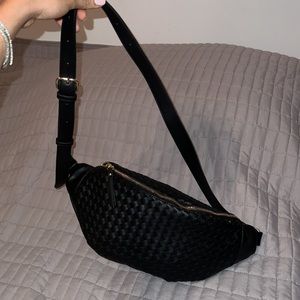 Urban revival vici vegan leather bottega style Nwt